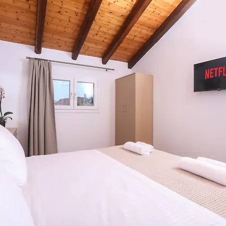 Fior Di - Corfu Garden Getaways