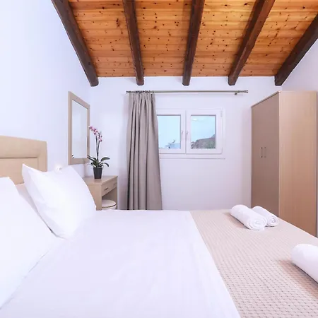 Fior Di - Corfu Garden Getaways Apartment *