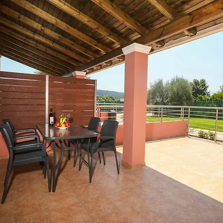 Fior Di - Corfu Garden Getaways Apartment Roda (Corfu)