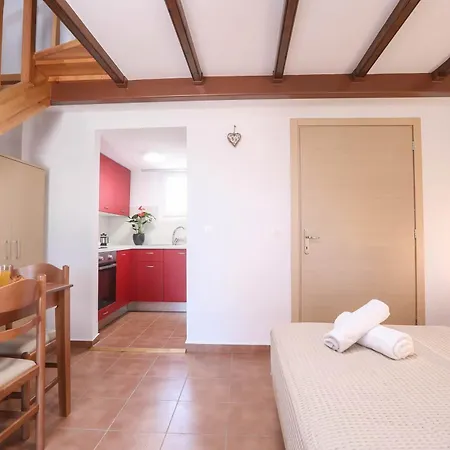 Fior Di - Corfu Garden Getaways Apartment *