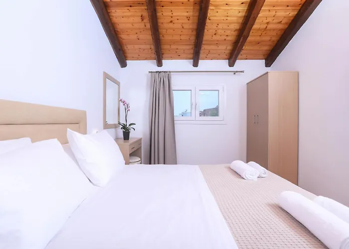 Fior Di - Corfu Garden Getaways Апартаменты *