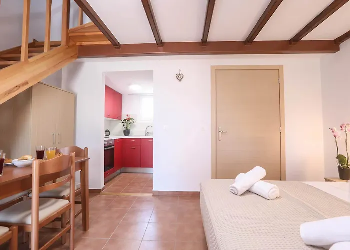 Fior Di - Corfu Garden Getaways Апартаменты *
